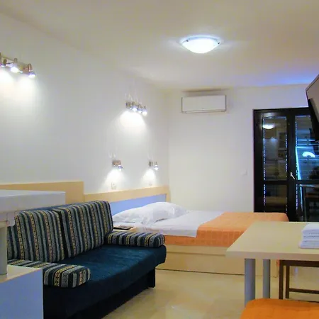 Apartments Lavica Podstrana Exterior photo