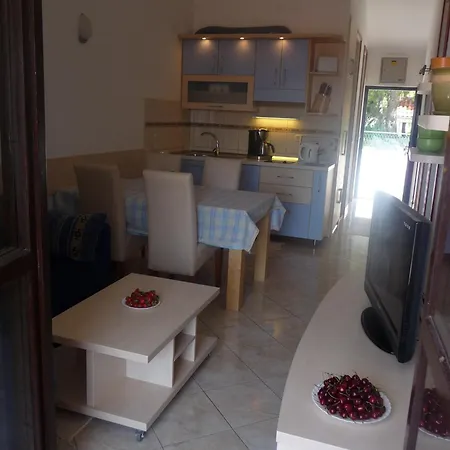 Apartments Lavica Podstrana Room photo