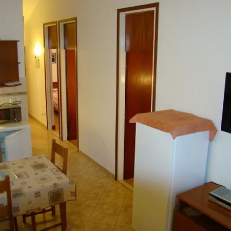 Apartments Lavica Podstrana Room photo