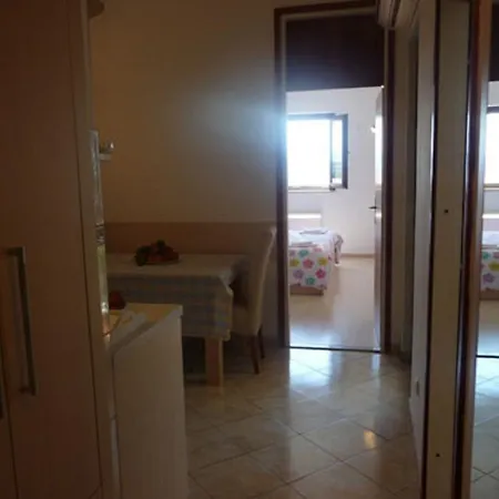 Apartments Lavica Podstrana Room photo