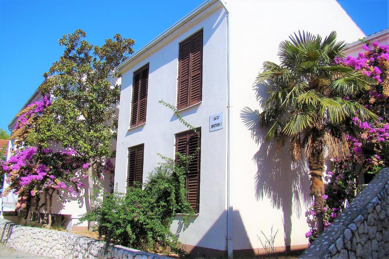 Apartment Lavica
