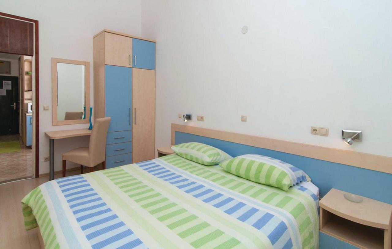 Lavica Apartment